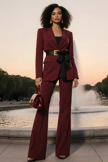 Bourgogne Cranched Lapel 2 Piece Femmes Costumes avec Ceinture